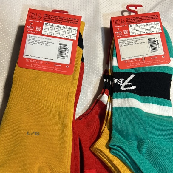 Fender Musical Instruments Socks Bundle 6 Total Pairs Perri’s Unisex Guitars - Picture 3 of 5